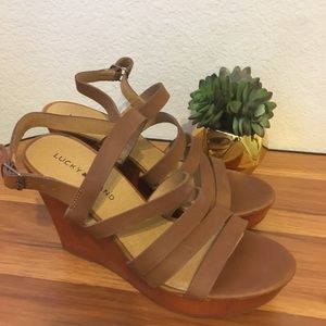 Lucky Brand wood platform wedges size 9.5